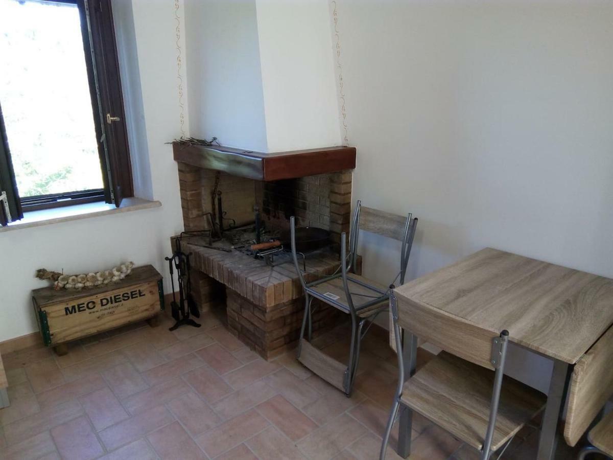 Casale Di Burano Apartment Onano Ngoại thất bức ảnh